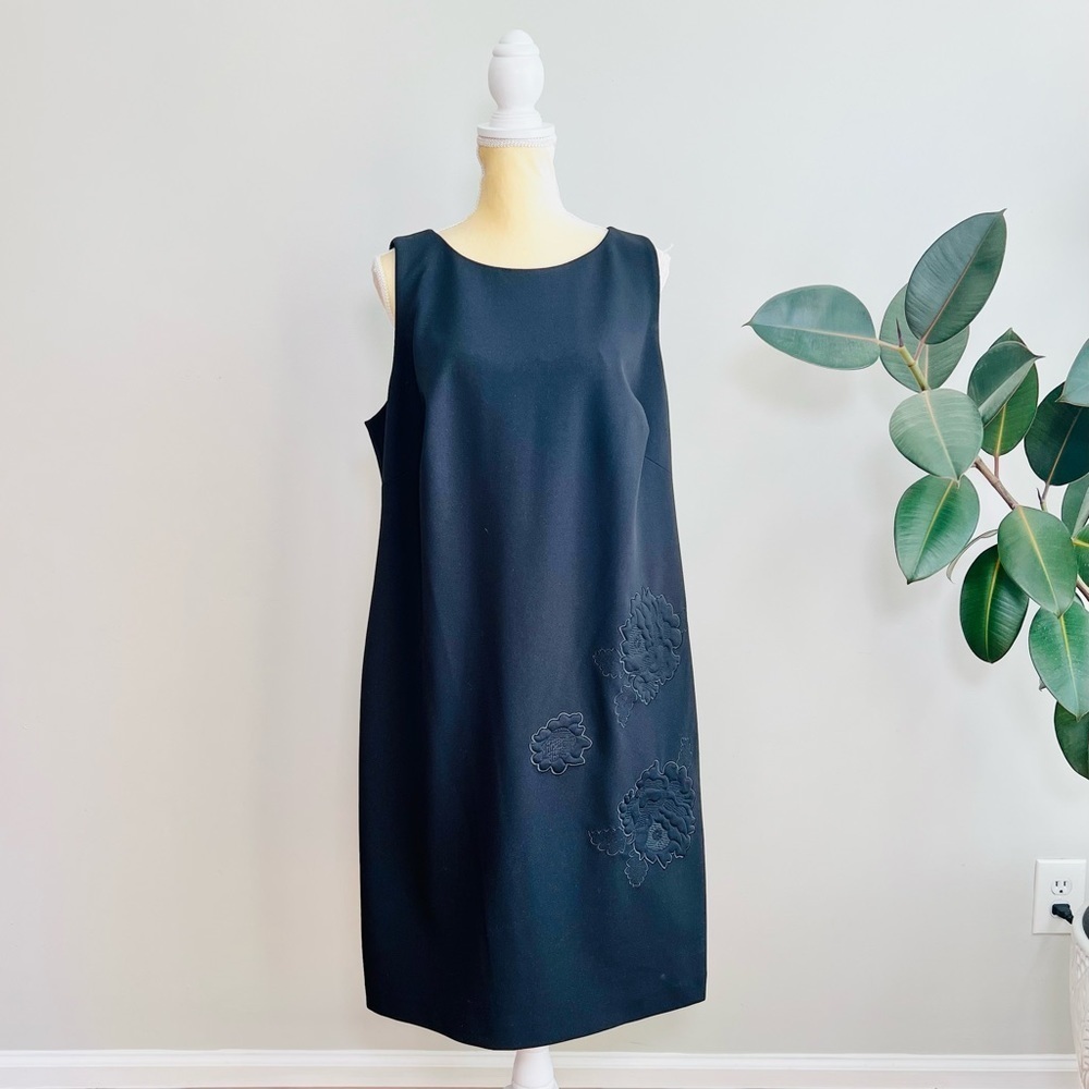 Betsey Johnson sleeveless dress with floral embroidery